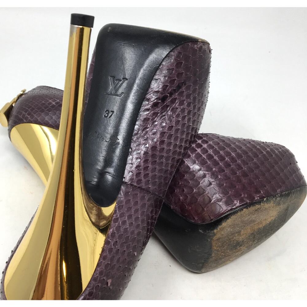 Louis Vuitton LV Lock Peep Toe Oh Really! Women's Size 7/37 Purple Python Heels - Picture 8 of 8